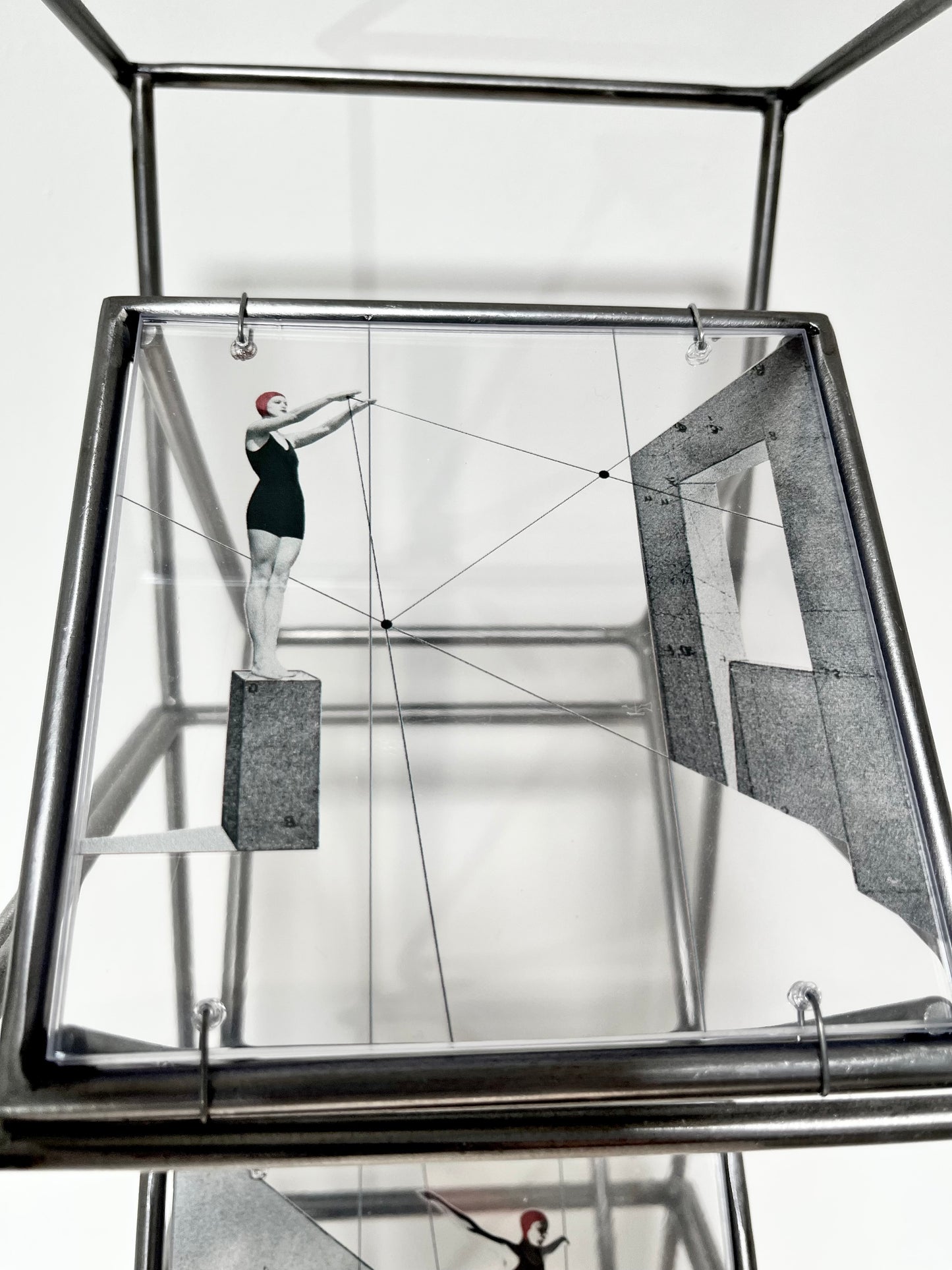 Metal tower sculpture “Geometry of Flight”