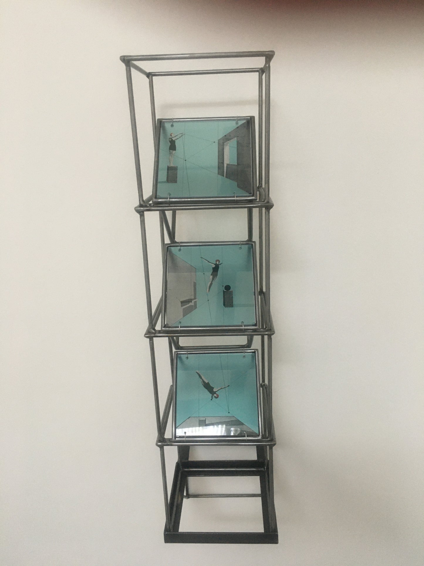 A Dive into the Blue, tower metal sculpture