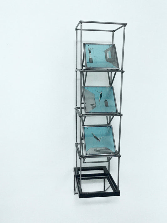 A Dive into the Blue, tower metal sculpture