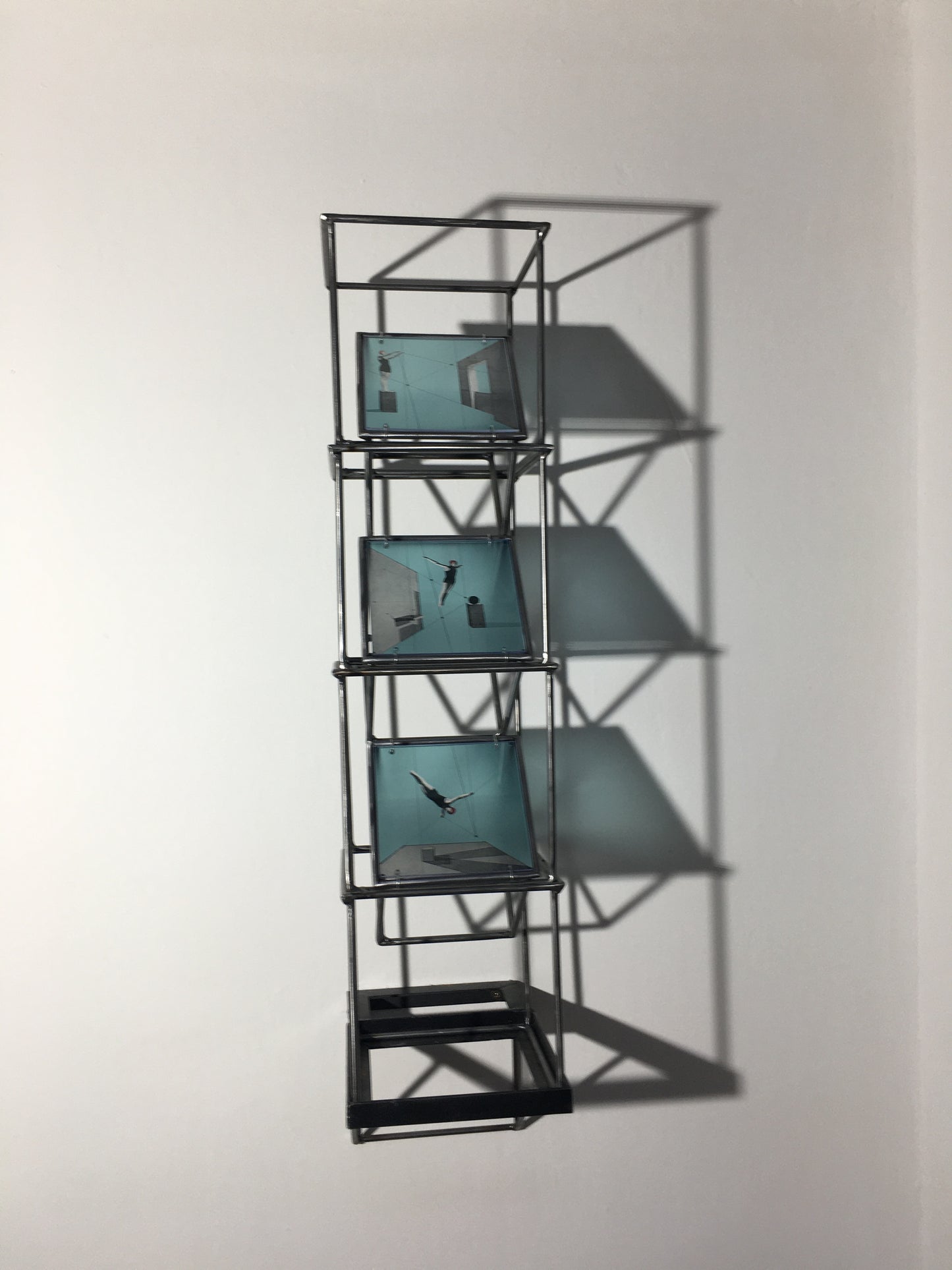A Dive into the Blue, tower metal sculpture