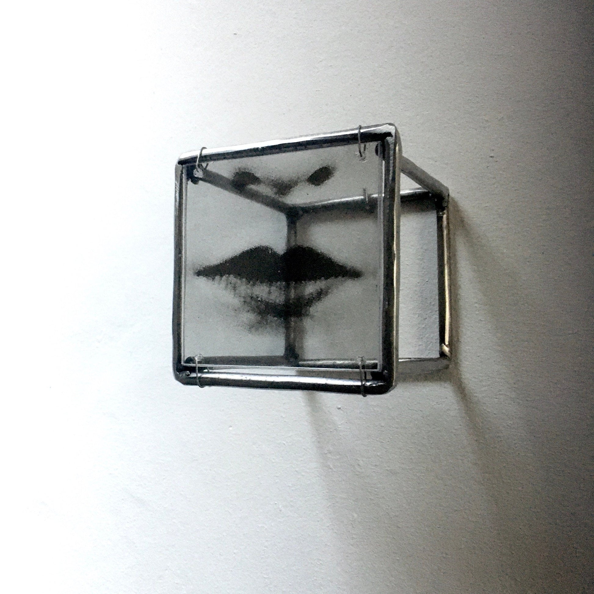 Face art sculpture. Lip art sculpture and eye wall sculpture. Set wall art gift. Metal, elaborated print and plexiglass wall art. - artandshadow