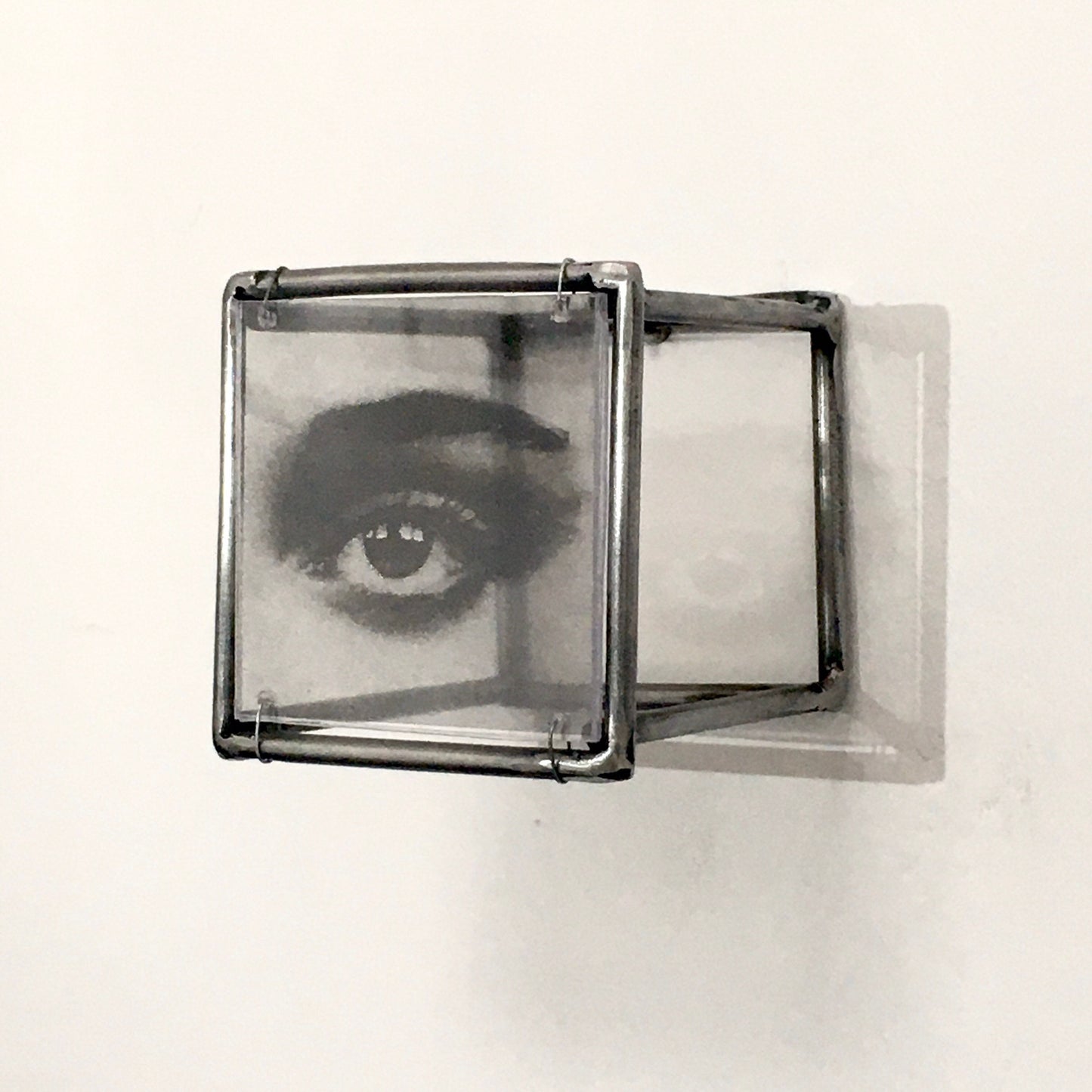 Eye, wall art sculpture, metal, art print and plexiglass, Mixed media art object. Ideal gift for a couple. - artandshadow