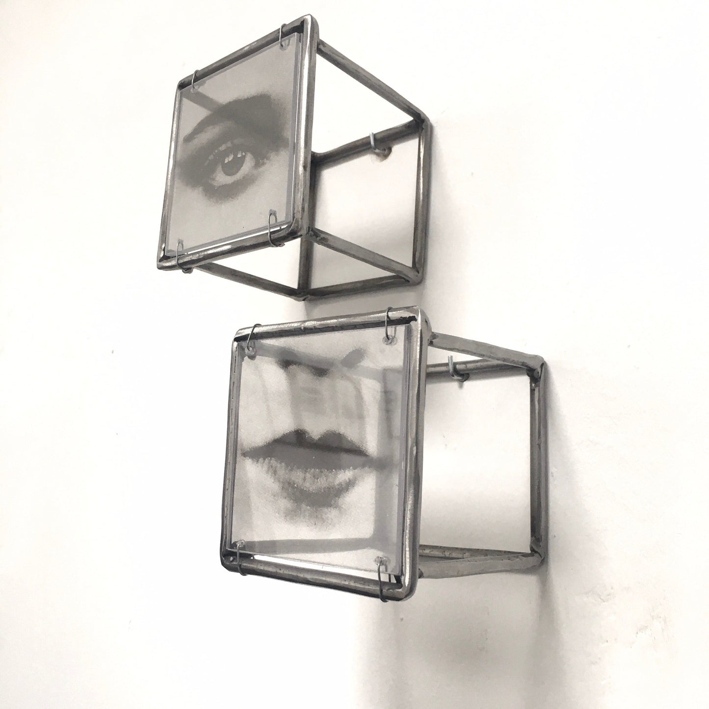 Face art sculpture. Lip art sculpture and eye wall sculpture. Set wall art gift. Metal, elaborated print and plexiglass wall art. - artandshadow