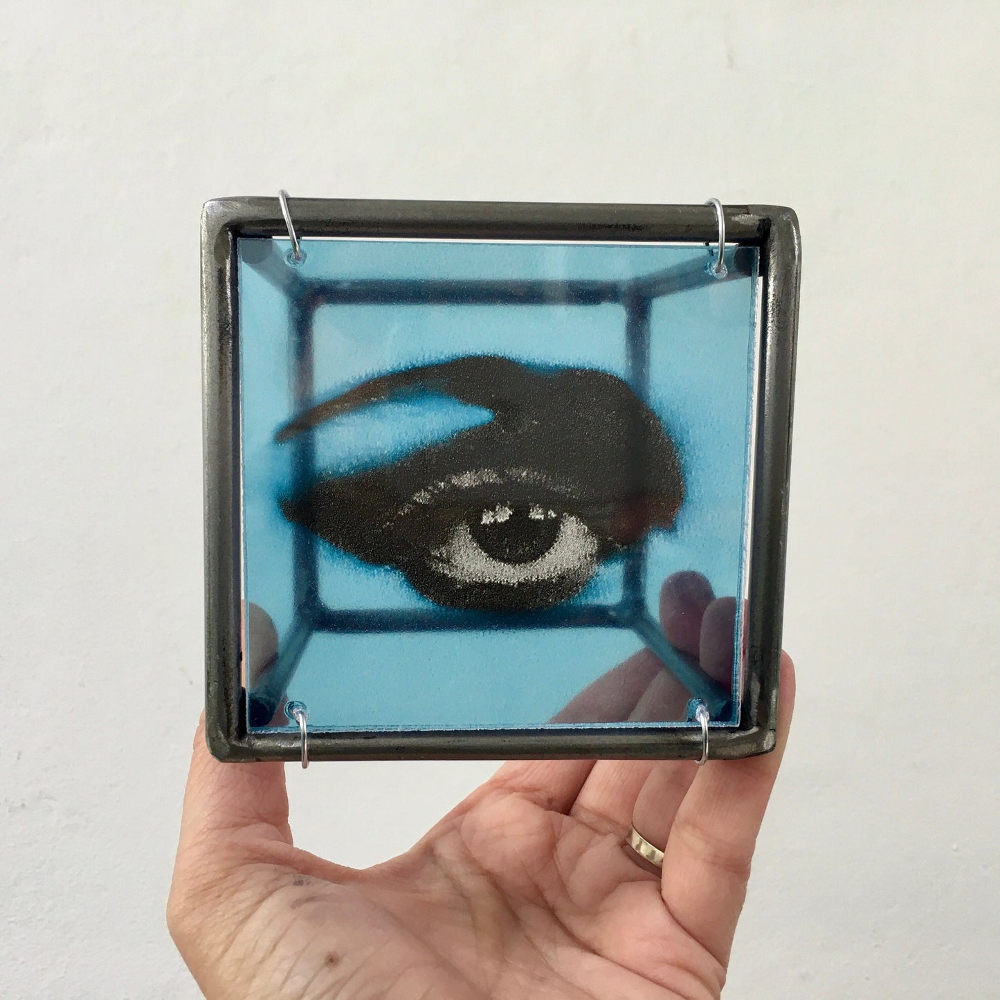 Pop art Eye, metal wall sculpture. Steel home, shadow art, original gift. - artandshadow