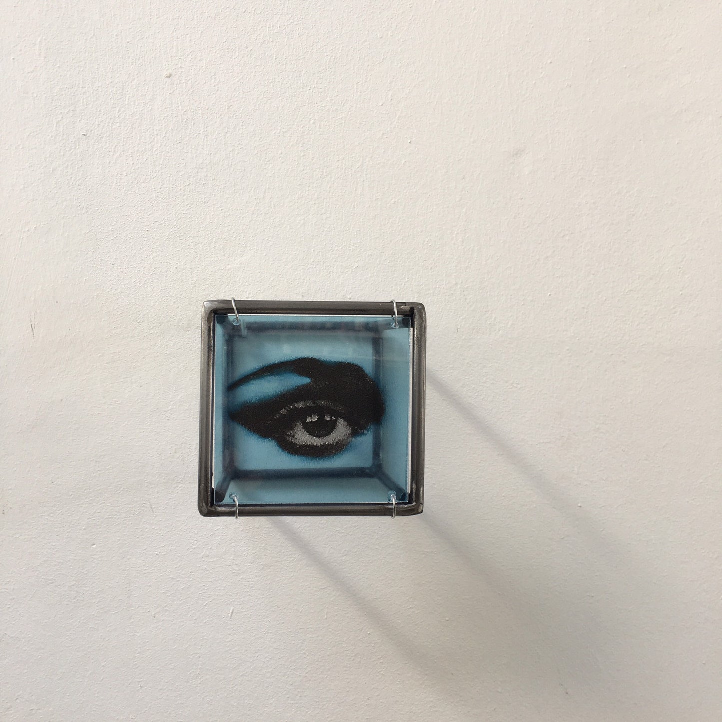Pop art Eye, metal wall sculpture. Steel home, shadow art, original gift. - artandshadow