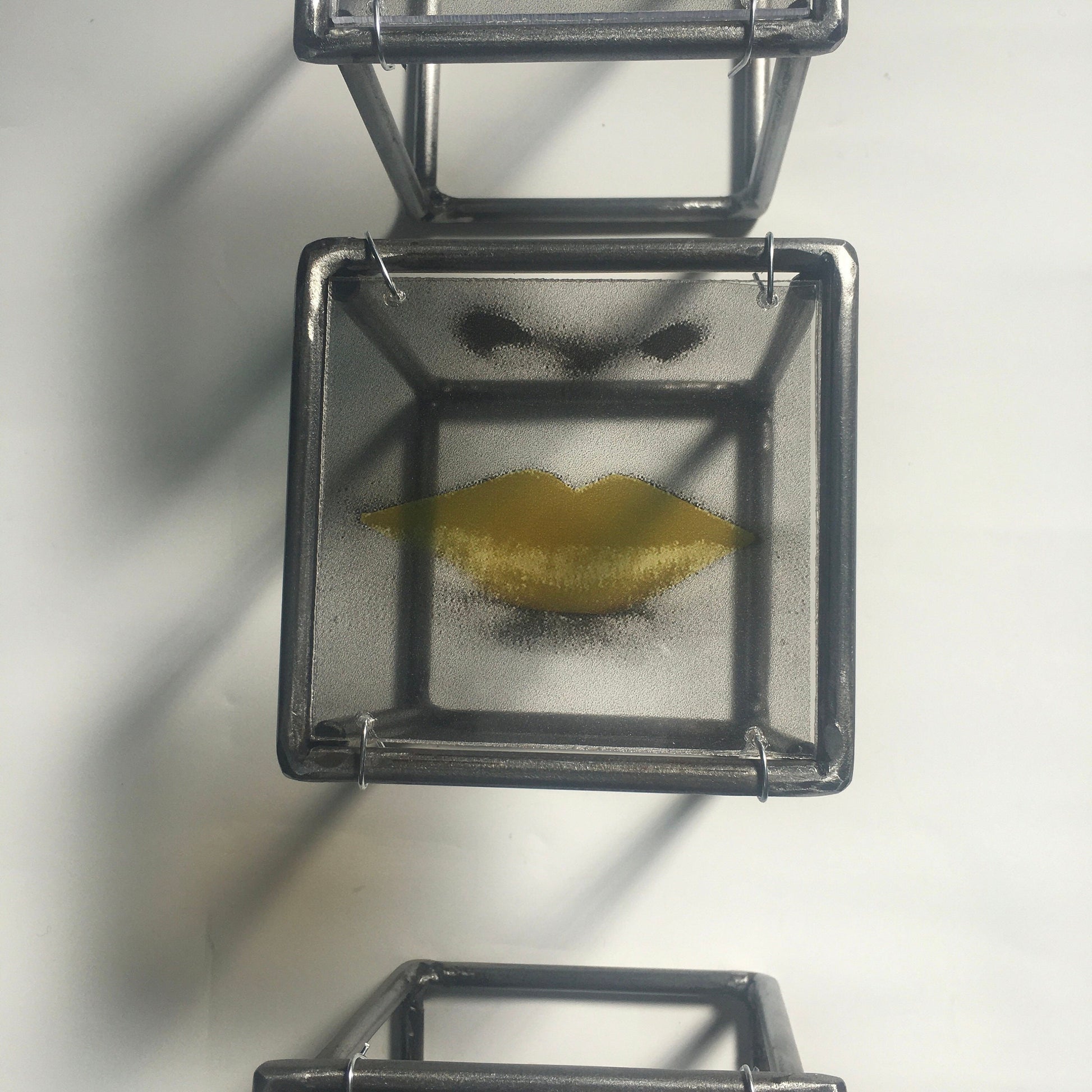 Pop art, lip design, art and shadow, metal wall sculpture. Contemporary home, office gift. - artandshadow