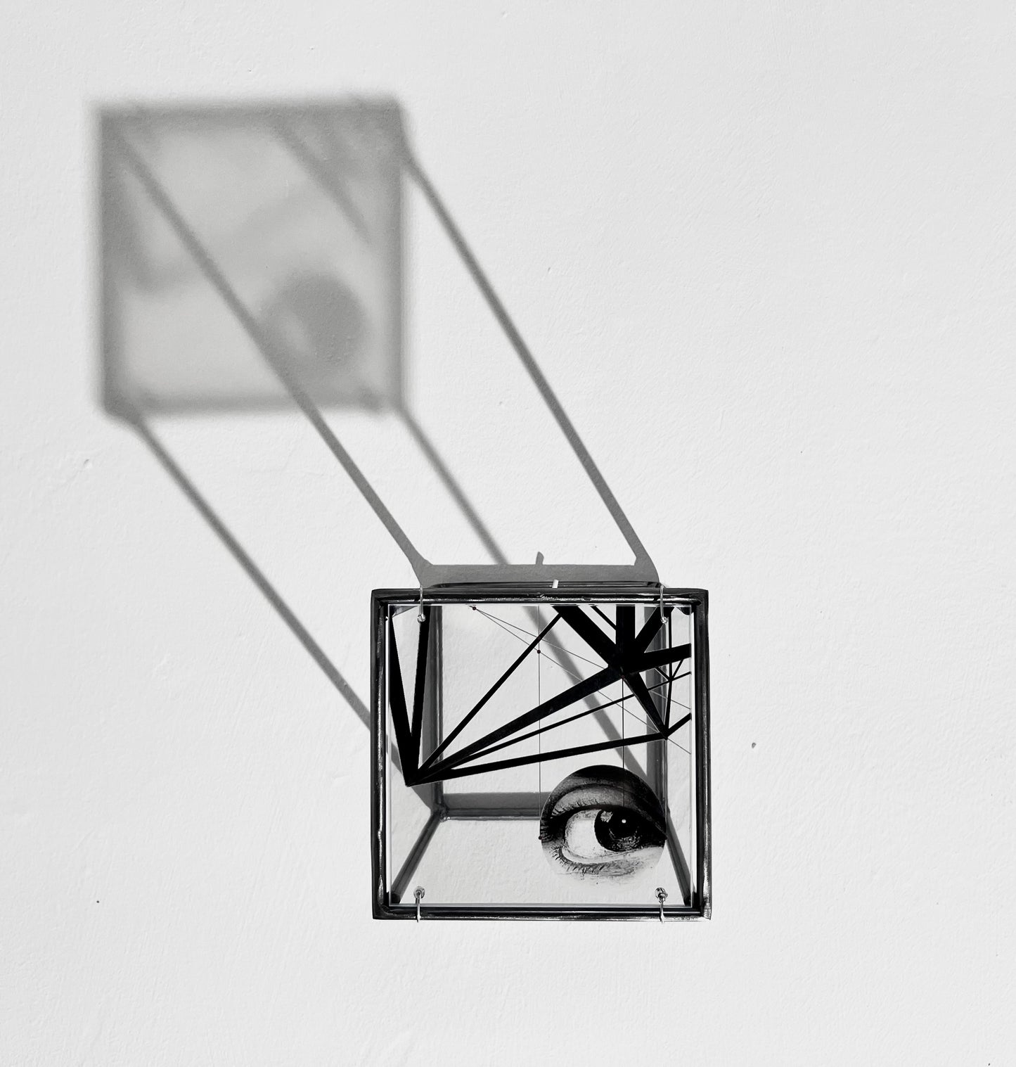 Modern Interior Metal Wall Art Sculpture Knowing Glance – Original Shadow Sculpture by Furst_Ori | ArtandShadow Artandshadow