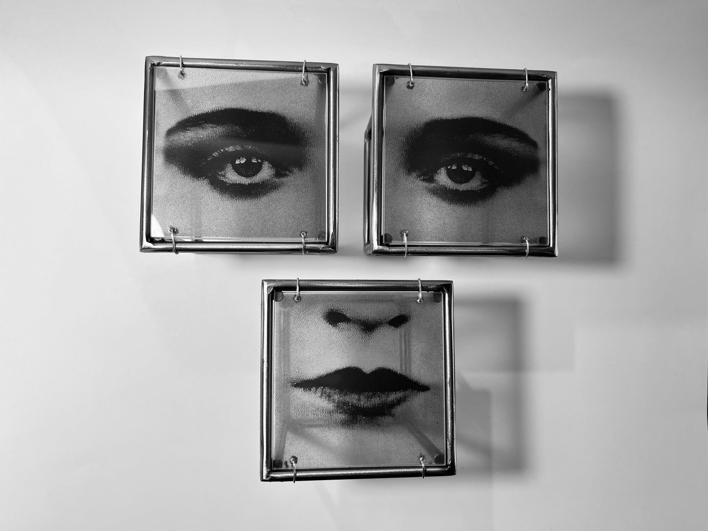 Tríptico de cara de arte pop - Escultura de arte de pared interior